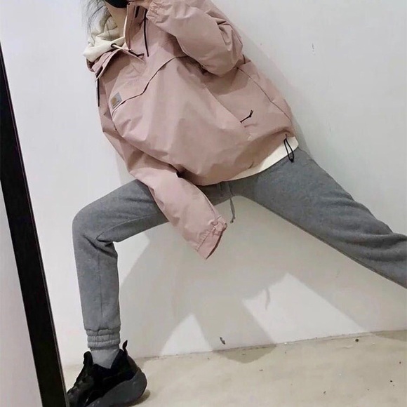 SOLD - Light Pink Lined Windbreak - Picture 2 of 2